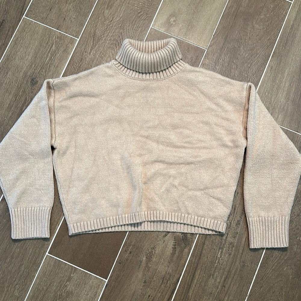 GB girls sweater. Size Large